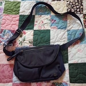 Lululemon All Night Festival Bag